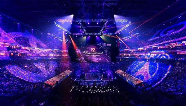 拉玛西亚为巴塞罗那队一线造血：