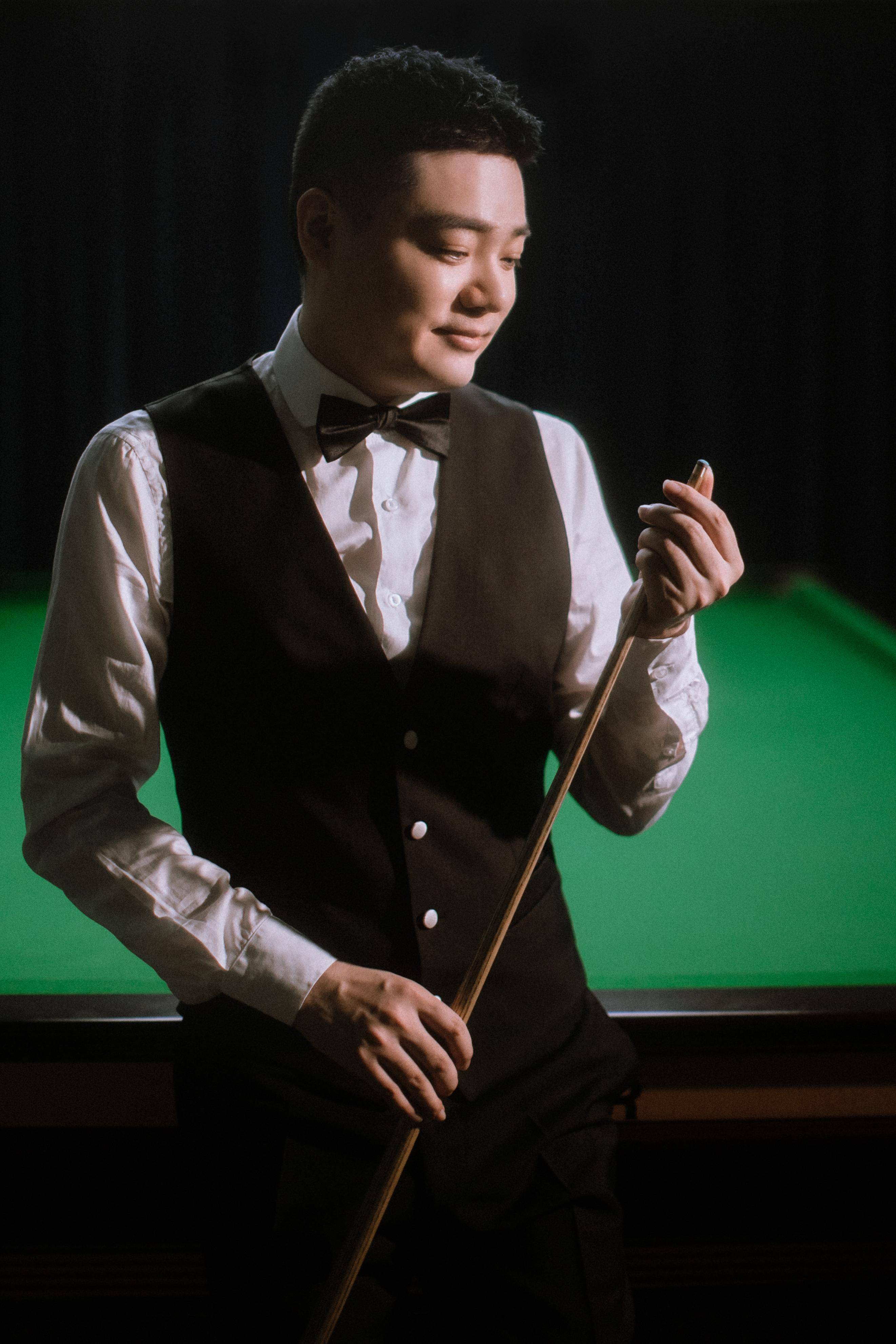 他在场上的 他在场上的